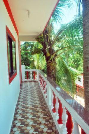 Calangute Beach Side Hotel Luaran gambar